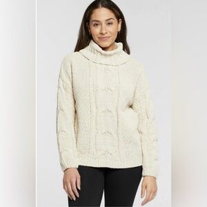 NWT- Seven7 Women’s Chenille Cable Knit Turtleneck Beige Sweater Size XXL